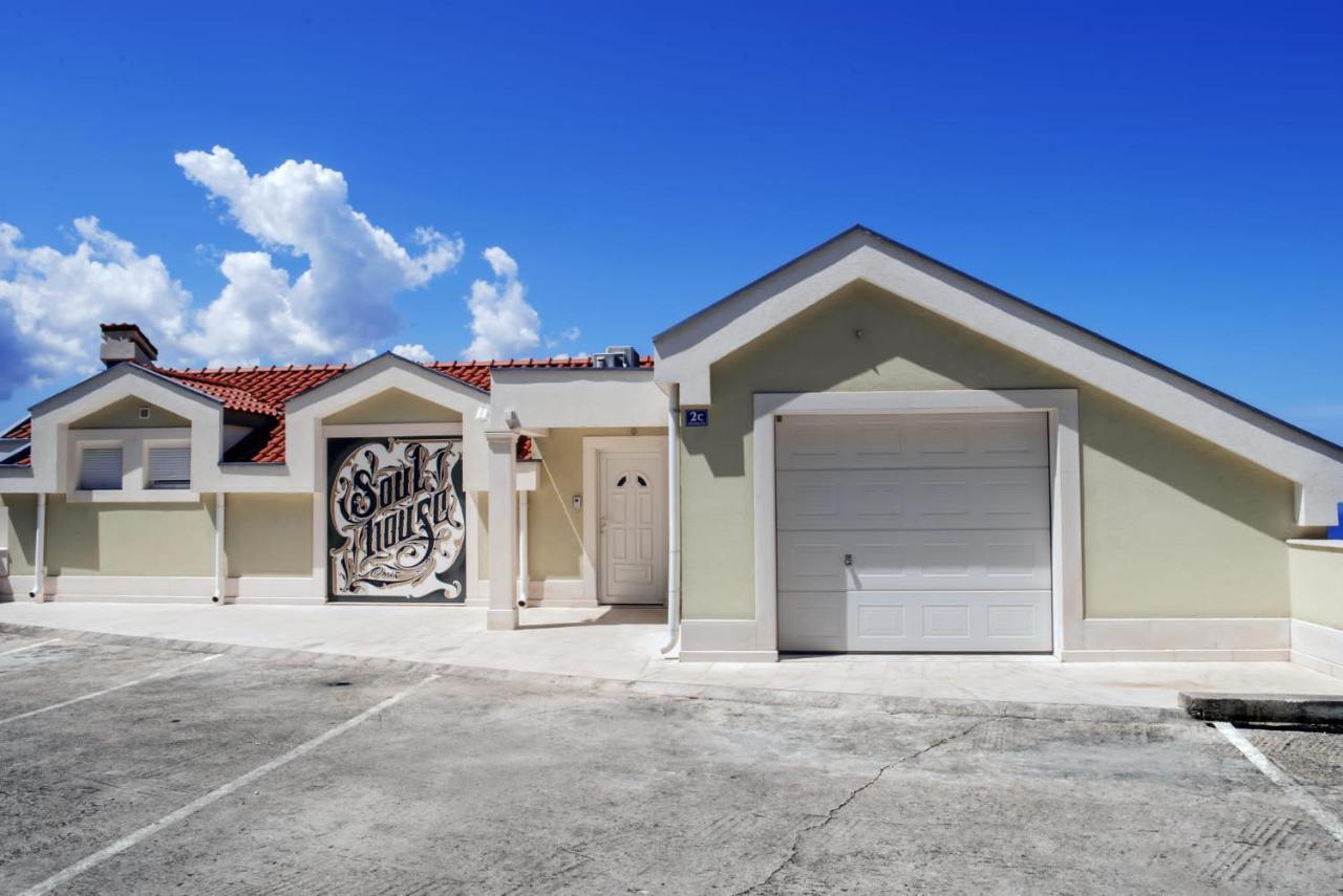 Soul House Omis Apartment Bagian luar foto